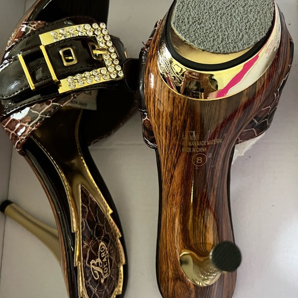 Fire heels, Hardly wore them they just sitting pretty in my closet! 🥵 - Picture 3 of 3